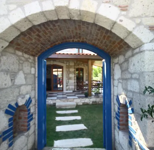 Ξενοδοχείο Aladi 2*