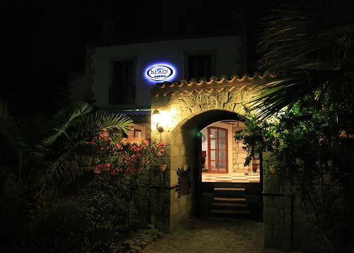 ホテル Aladi アラカティ